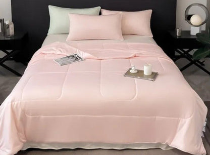 Summer Cloud Quilt | Cooling Summer Comforter with Feather Velvet Filling - TokyoHome
